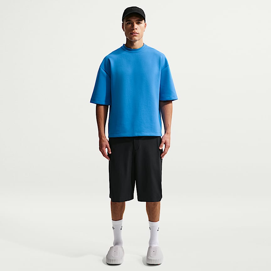 England x Palace Men's Academy Pro Short-Sleeve Soccer Top. Nike.com